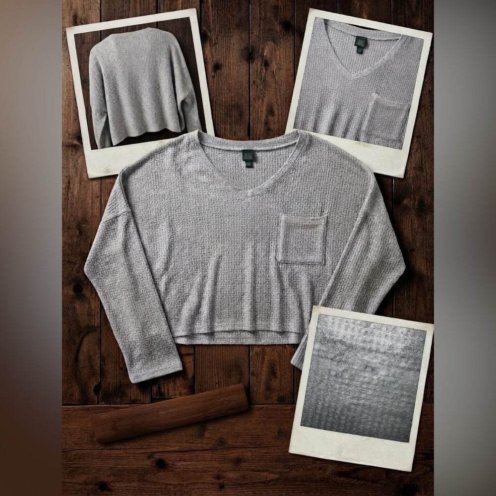 wild fable Light Gray V-Neck Cropped Pocket Sweater